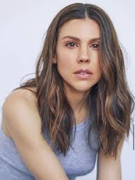 On set with the one & only @cindycrawford , captured by  @chrisnichollsphotography Hair @richardmarin Makeup 🙋🏻‍♀️ Styling Rita  Rago . . . #cindycrawford #photoshoot #bts #makeup #hair #fashion #photo