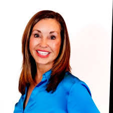 Heidi Dugger's Instagram, Twitter & Facebook