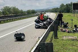 Bike accident latest breaking news, pictures, photos and video news. 2 Singaporeans Killed 4 Injured In Motorcyle Accident In Malaysia Latest Singapore News The New Paper