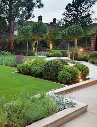 Contemporary Garden Design Alteration And Refurbishment With Modern Planting Scheme In Wandsworth London By Front Garden Design Front Gardens Landscape Design
