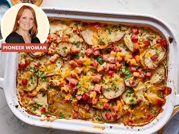 I don't know about you, but i love ranch dressing. Pioneer Woman S Scalloped Potatoes Recipe Review Kitchn