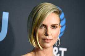 Charlize theron was born in benoni, a city in the greater johannesburg area, in south africa. Fast And Furious 9 Charlize Theron Publie Une Premiere Photo De Cipher