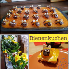 Zaubern sie sich diesen leckeren kuchen mit seinem für den guss geben sie den schmand, 50 g zucker, den zitronenabrieb, 3 eier und das. Bienenkuchen Aprikosen Schmand Kuchen Nur Fur Echte Naschbienchen Selbst Die Frau Do It Yourselfies Diy Handarbeiten