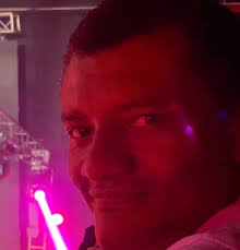 Haciéndole honor”: David Leiva festejó el Día del Trabajador, trabajando