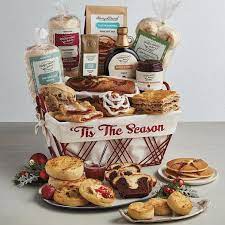 From fine wine gift baskets, fresh fruit boxes, sweet filled towers in addition, our newest collection added to our classic food gifts is godiva featured in several wonderful gift choices. 23 Best Holiday Gift Baskets 2020 Holiday Recipes Menus Desserts Party Ideas From Food Network Food Network