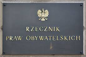 Rzecznik praw obywatelskich nie może wykonywać innej pracy ani zajmować innego stanowiska, chyba że profesora szkoły wyższej. Rzecznik Praw Obywatelskich Wikipedia Wolna Encyklopedia