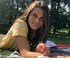 Elizabeth hurley's son joining 'the royals'. Damian Hurley Elizabeth Hurley Son Wiki Bio Age Parents Height Gay Gender Glob Intel Celebrity News Sports Tech