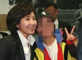 반면 주호영·조경태·홍문표 후보는 사면을 요청하겠다고 했다. ê°•ìš©ì„ ë‚˜ê²½ì› ì–¼êµ´ ì˜ˆì˜ì§€ë§Œ í‚¤ ìž'ì•„ ë³¼í'ˆì—†ë‹¤ ë°œì–¸ ì¼íŒŒë§ŒíŒŒ