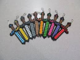 La Famille De L Epee En Bois Minecraft Minecraft Beads Perler Beads Designs Fuse Beads