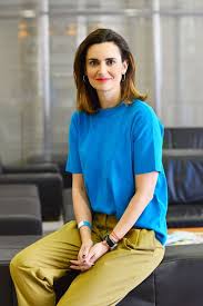 42, born 12 december 1978. Moderatorka Pisarovicova Se V Kvetnu Poprve Predstavi V Dvtv Zena Cz Magazin Pro Zeny