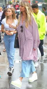 Check spelling or type a new query. 140 Heidi Klum Ideen In 2021 Klum Heidi Klum Leni Klum