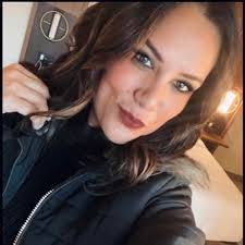 Nicole Swigert's Instagram, Twitter & Facebook