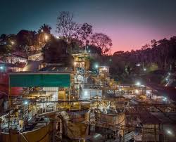 Gran colombia is currently the largest underground gold and silver producer in colombia with several underground mines and two processing plants in operation at its segovia and marmato operations. Gran Colombia Gold Boosts Gold Silver Production E Mj