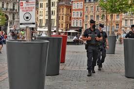 Port Du Masque Obligatoire A Lille Apres Deux Semaines La Police Durcit Le Ton Lille Actu