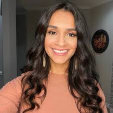 Blanca Medrano (@_bmedrano)