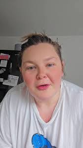 Lauren Drost's Instagram, Twitter & Facebook