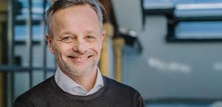 Radiohjälpen samarbetar med professionella och kompetenta partnerorganisationer för att varje insamlad krona ska komma till mest effektiva. Trangt Med Startup Bolag Inom Regtech Realtid Se Kapitalmarknad Finansiering Strategiarbete Fondforvaltning