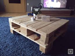 Upcycling Palettentisch 80x67 Kiefer Natur Couchtisch Epal Palettenmobel Palettentisch Paletten Tisch Und Mobel Aus Paletten