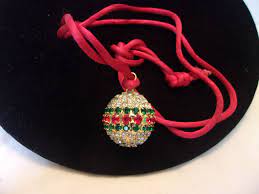 Vintage Dorothy Bauer Glass Rhinestone Ornament Brooch Pin Pendant Necklace Red Ribbon Chain Pin Pendant Christmas Jewelry Rhinestone Ornaments
