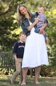 Scegli tra immagini premium su laura geitz della migliore qualità. Laura Geitz Shares Pregnancy Joy Daily Mercury