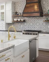 6 Outstanding Kitchen Backsplash Ideas That Make You Feel Like A Professional Chef Houseminds Kitchen Backsplash Designs Diy Kitchen Backsplash Simple Kitchen