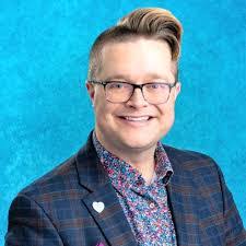 Josh Reuter's Instagram, Twitter & Facebook