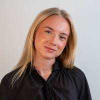 Peter Grim's Instagram, Twitter & Facebook