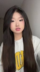 Winnie Fu's Instagram, Twitter & Facebook