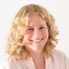 Gelukkig kan ik het navertellen. De huisarts stelde ook mij de verkeerde  vragen en stuurde me naar huis. En nee, ik was niet heel ziek. Niet  overdreven benauwd, geen uitstralingen, geen druk