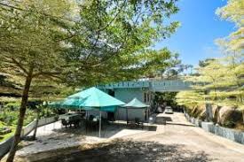 Situated in sungai lembing, this hotel is 19.6 mi (31.6 km) from sungai pandan waterfall and within 32 mi (52 km) of heroes museum and teluk cempedak beach. Green Peace Sungai Lembing Hotel Deals Photos Reviews