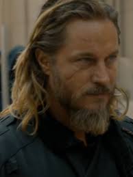 La historia de Desmond en Dune: El legado de Wallach IX