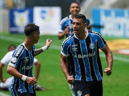 Hoje é dia de grenal é dia de grêmio x internacional em mais uma final do gauchão. Resultados Do Dia Sao Paulo Derrota Sport E Gremio Goleia Vasco