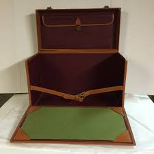 This desk is the perfect portable writing and reading desk for students and professionals alike. Writer S Travel Case Leather Briefcase Luggage Vintage Portable Writing Desk Writing Desk Leather Briefcase Travel Case