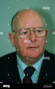 DENIS HOWELL MP MINISTER FOR SPORT 06 April 1992 Stock Photo