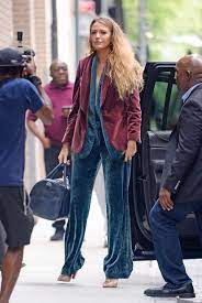 We did not find results for: Blake Lively Starportrat News Bilder Gala De