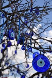 The Tree Of Evil Eyes Goreme Nevsehir Turkey By Atanemli I This Tree Full Of Evil E Desenho De Olho Ideias De Papel De Parede Papel De Parede Wallpaper