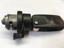How To Remove A Stuck Mercedes Key From The Ignition: Tips From Locksmith  Helotes