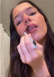 What Shade Stay N Did Billie Use