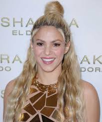 Shakira without makeup hd desktop wallpaper : Shakira Beauty Secrets Hair Makeup