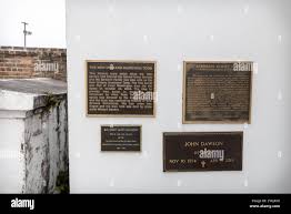Cemetery larry hi-res stock photography and images
