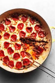 People who use low carb program have achieved weight loss, improved hba1c, reduced medications and type 2 diabetes remission. Keto Pizza Casserole With Ground Beef Recipe Low Carb With Jennifer
