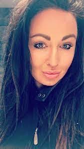 Jody Cryer's Instagram, Twitter & Facebook