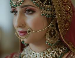 Mesmeric Revelations Projekte :: Photos, videos, logos, illustrations and  branding :: Behance