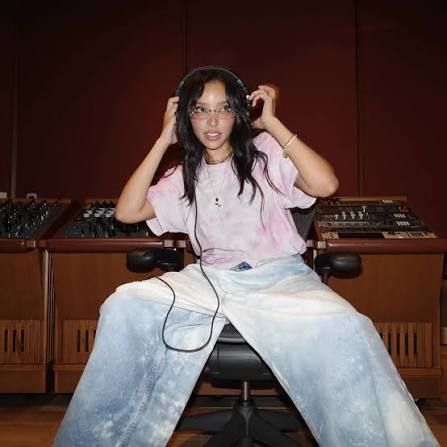 NEW TINASHE ALBUM 'POPSTAR' OUT 9/25 so much good music this year