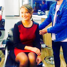 Après près de 7 ans à la tête de la matinale de bfm tv, pascale de la tour du pin est passée cette année sur lci. Pascale De La Tour Du Pin Fan Page Pascale La Tour Twitter