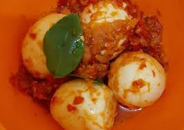 Telur balado salah satu lauk yang sangat mudah dibuat dan tidak butuh waktu lama. Resep Telur Rebus Balado Yang Enak
