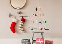Additionally, you risk damaging your floor, pets, and children by hanging stocking from those traditional fireplace stocking holders that hold barely any weight. 8 Creative Ways To Hang Stockings Without A Fireplace Mantel