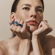 The Daphne Blue Sapphire Ring