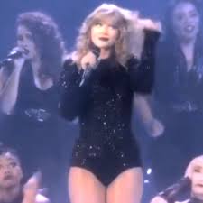 Brooklyn In The Summer Video Taylor Swift Videos Taylor Swift Album Taylor Swift Pictures