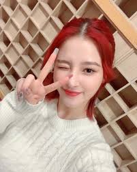 Her short hair🥺💗